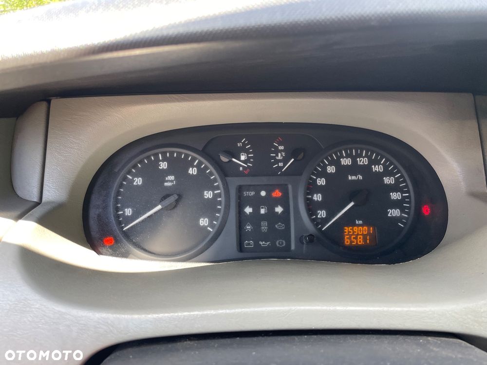 Opel Vivaro - 4
