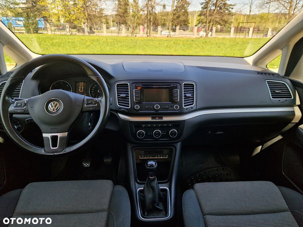 Volkswagen Sharan - 9