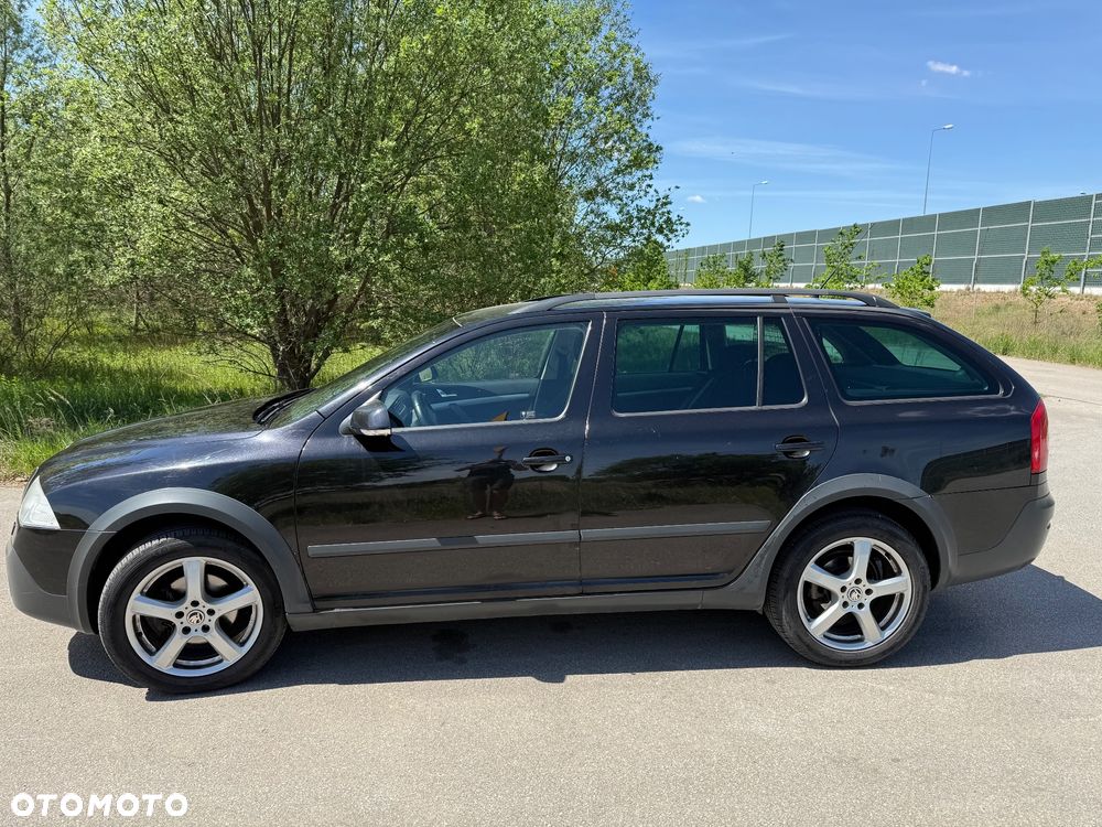 Skoda Octavia 2.0 TDI DPF RS - 4