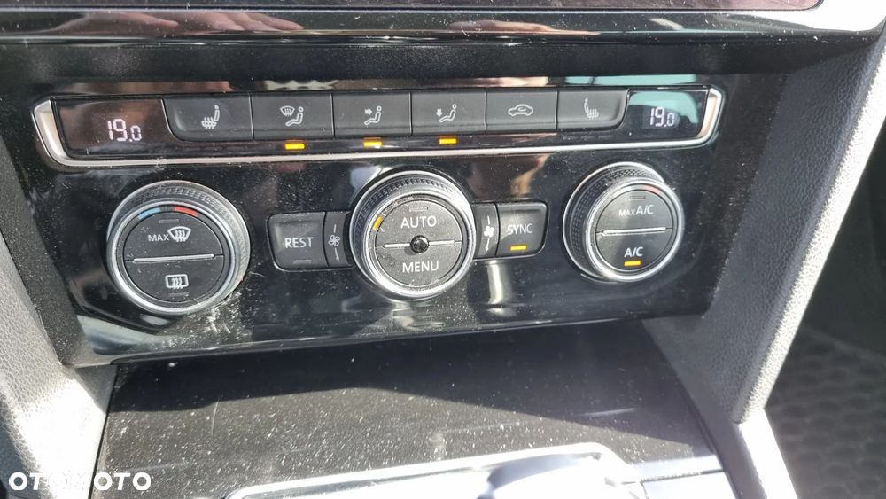 Volkswagen Passat Variant 2.0 TDI BMT Highline DSG - 40