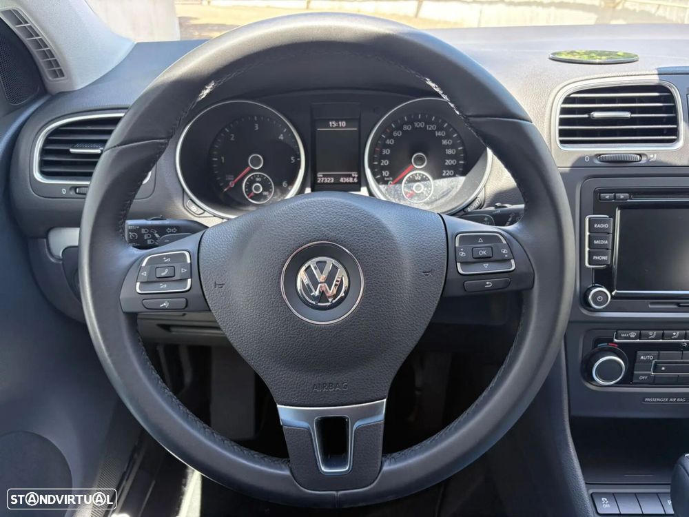 VW Golf 2.0 TDi Highline DSG - 36