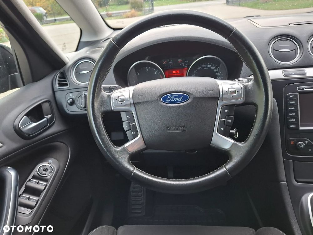 Ford S-Max 2.0 TDCi DPF Titanium - 30