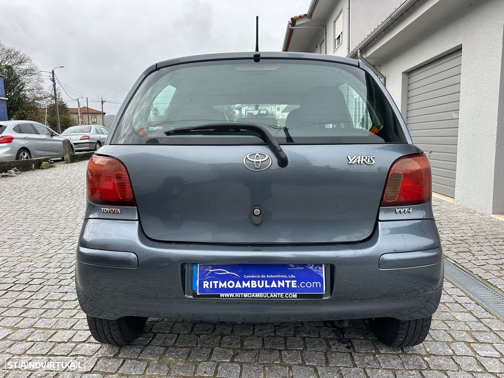 Toyota Yaris 1.0 Sol AC - 3
