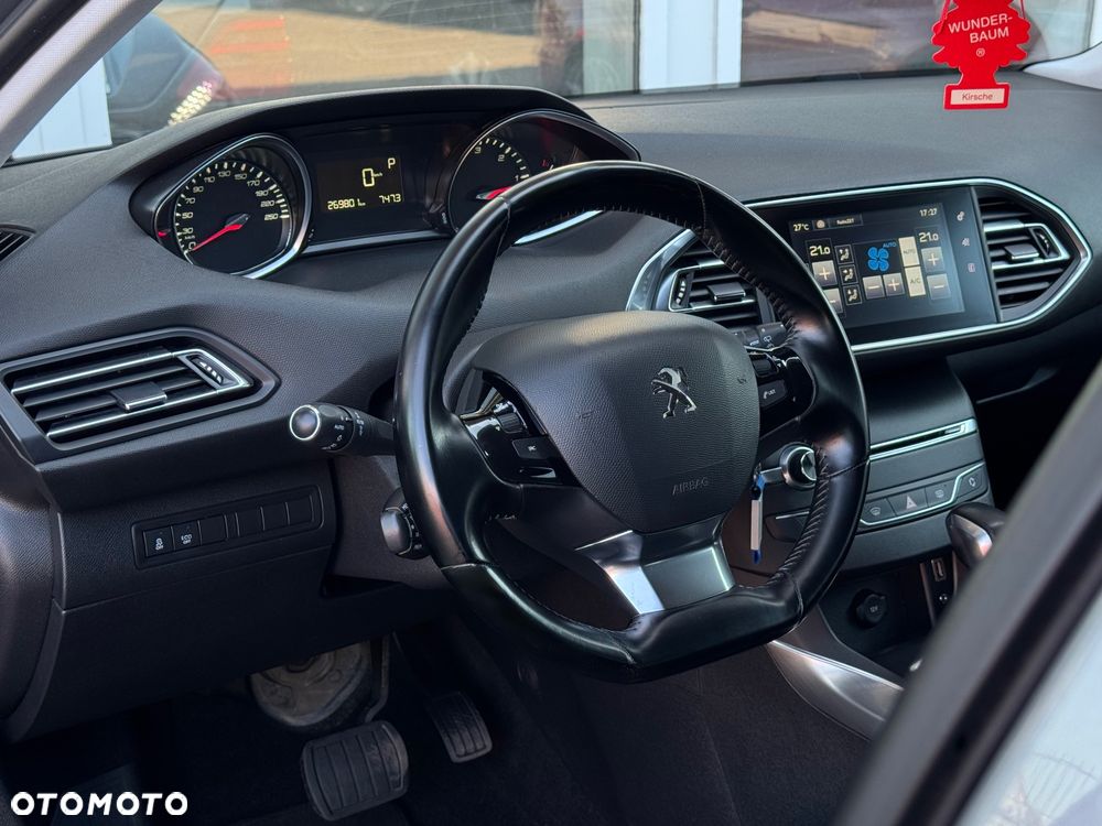 Peugeot 308 BlueHDi FAP 150 EAT6 Stop & Start Allure - 9