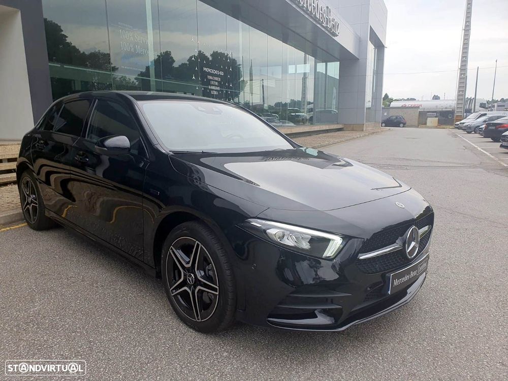 Mercedes-Benz A 250 e AMG Line - 11