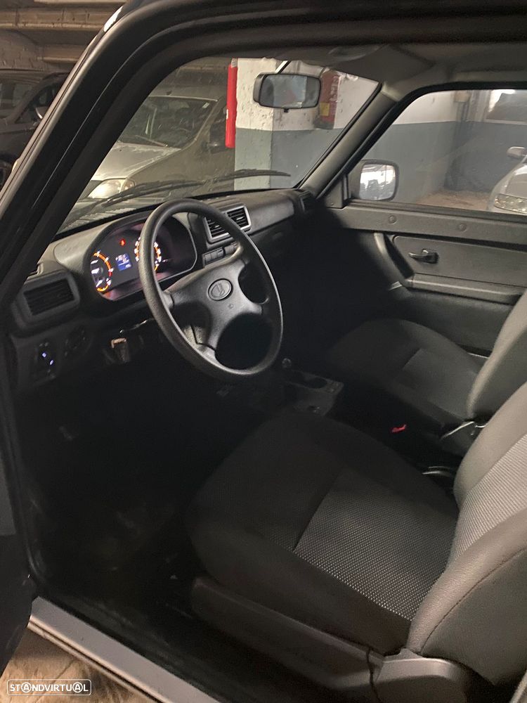 Lada Niva - 7