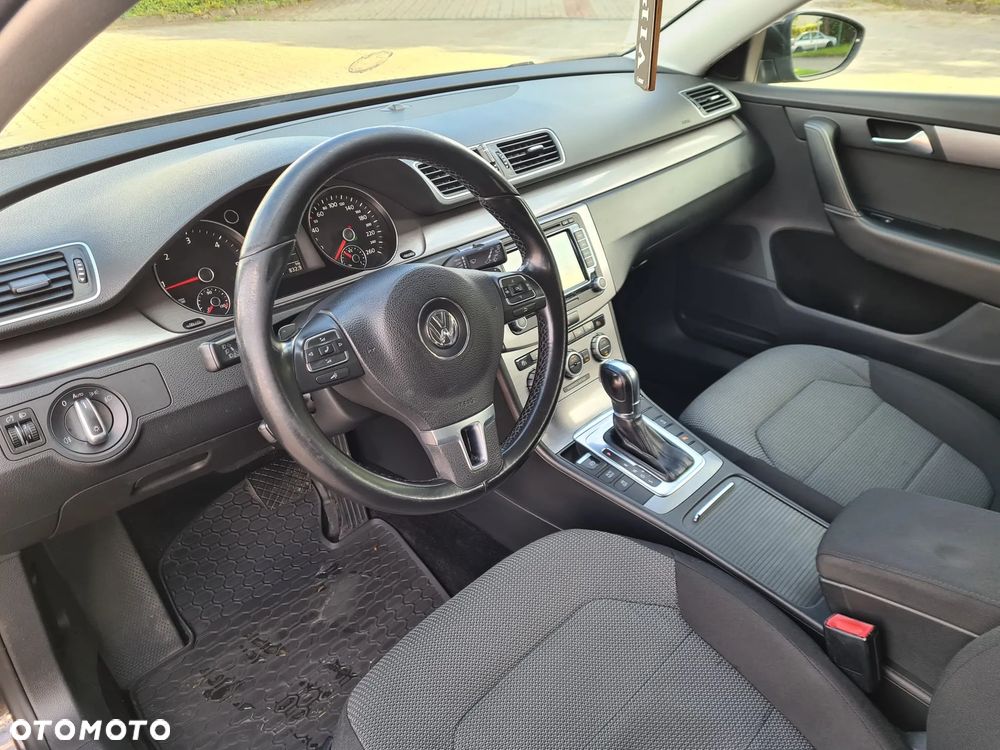 Volkswagen Passat 2013 photo 3