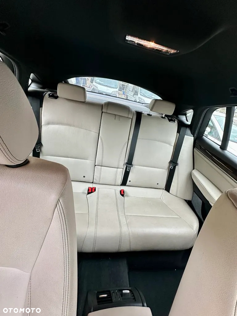 BMW X4 xDrive20d Edycja M Sport - 9