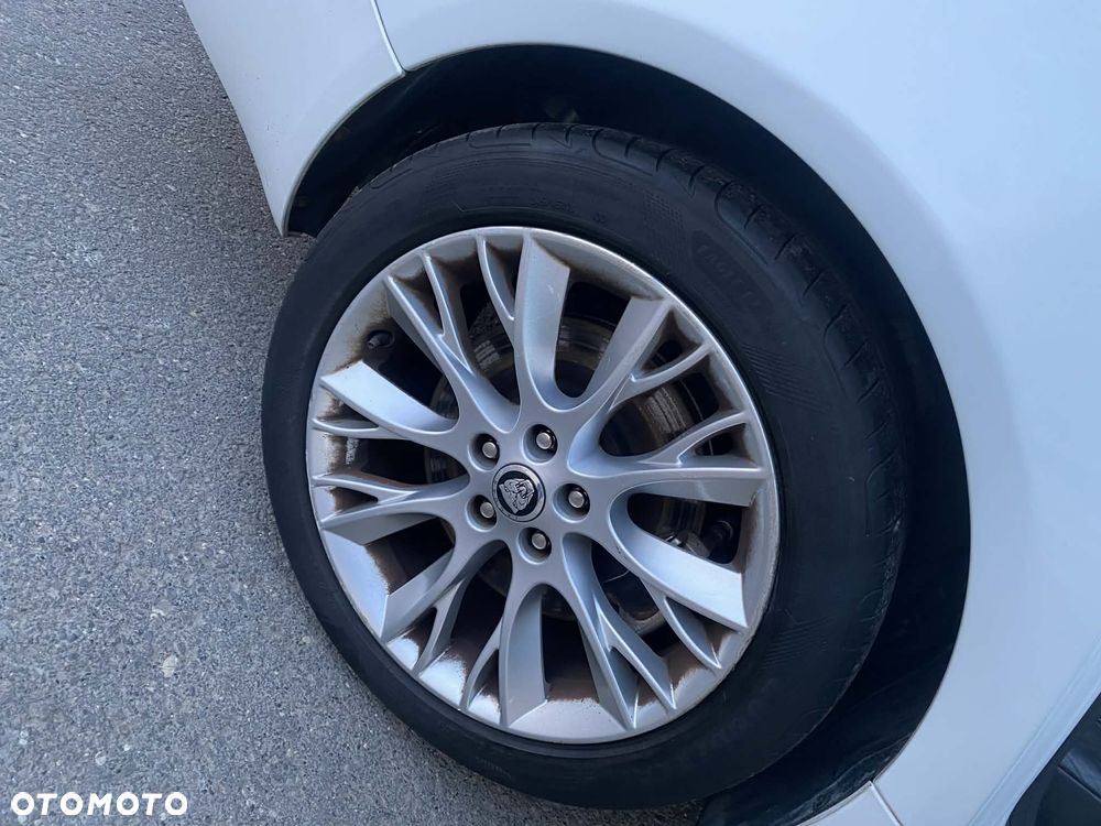 Jaguar XF 3.0 V6 D Luxury - 21