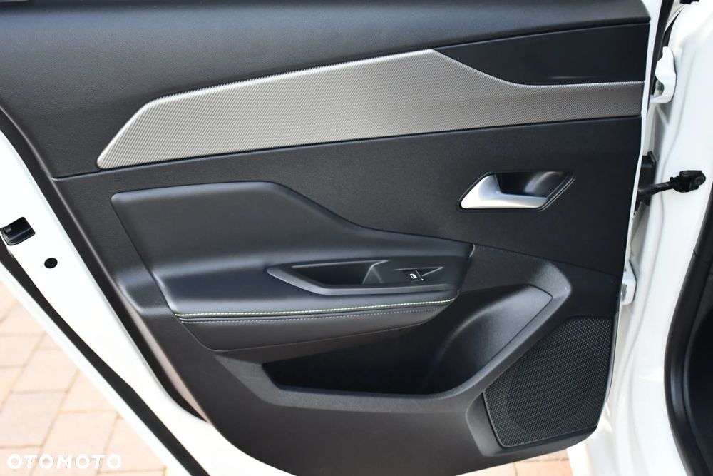 Peugeot 308 1.6 Hybrid PHEV GT Pack EAT8 - 22
