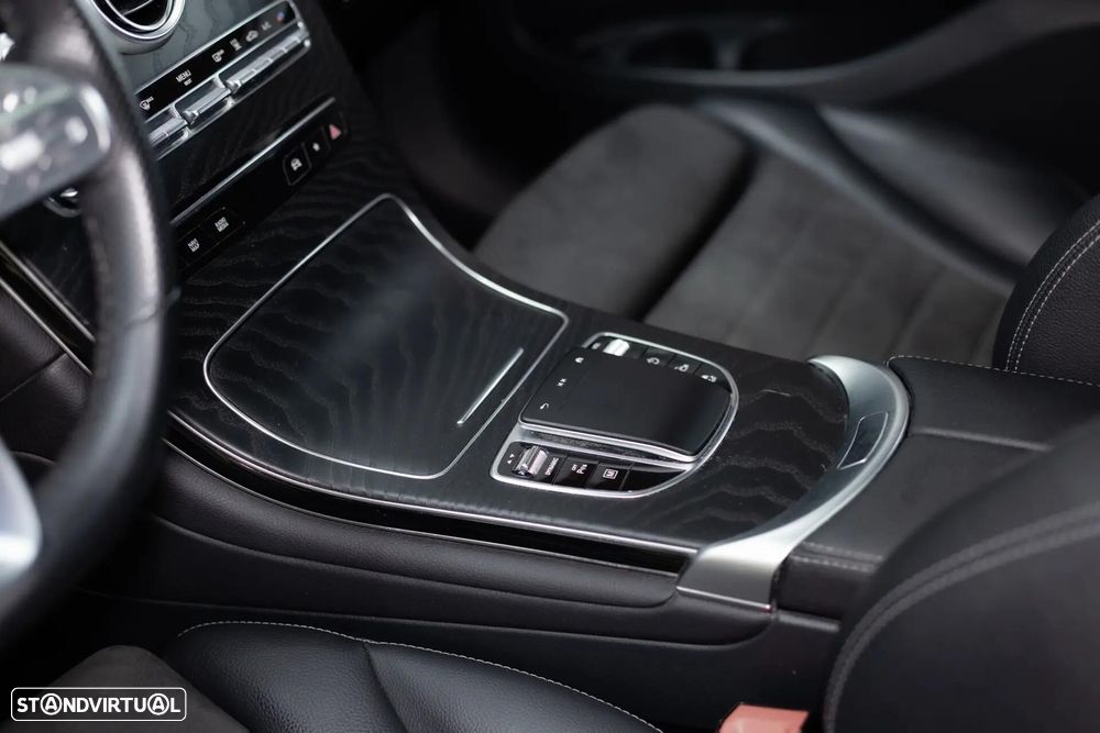 Mercedes-Benz GLC 300 e 4Matic - 29
