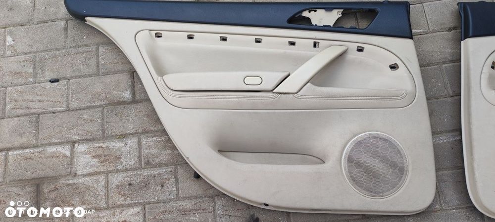Boczki Drzwi Tył Skóra Jasna Skoda SuperB 1.9 04 Blask Gołdap - 2
