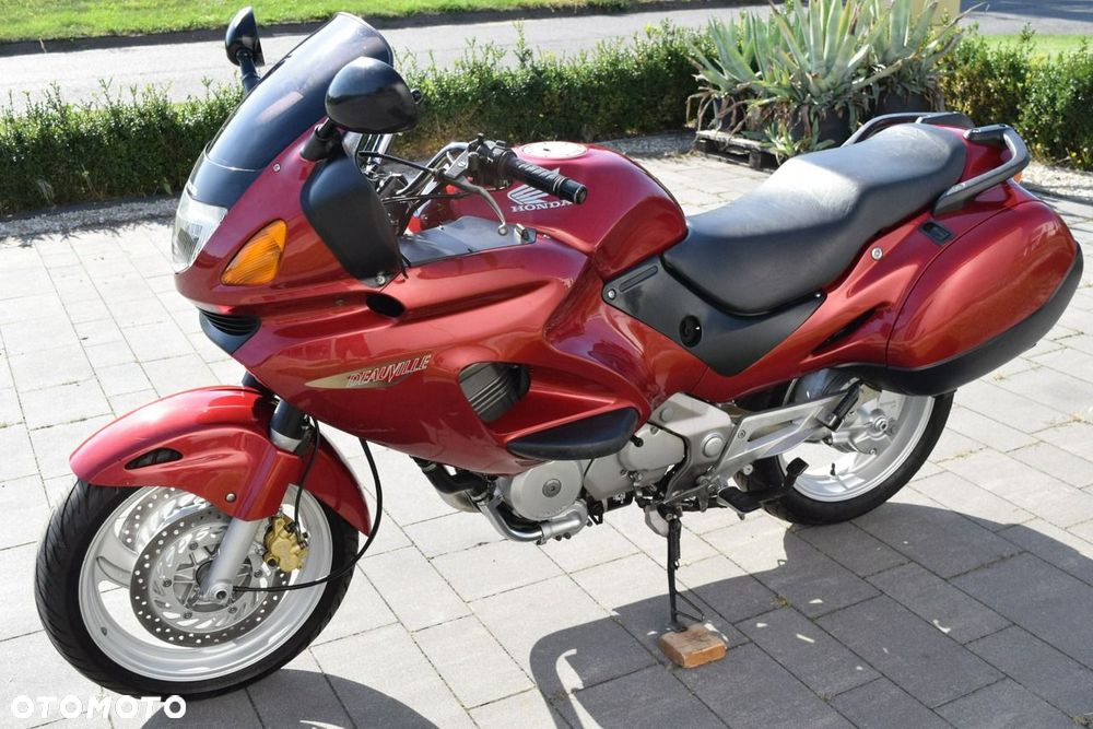 Honda NT - 4