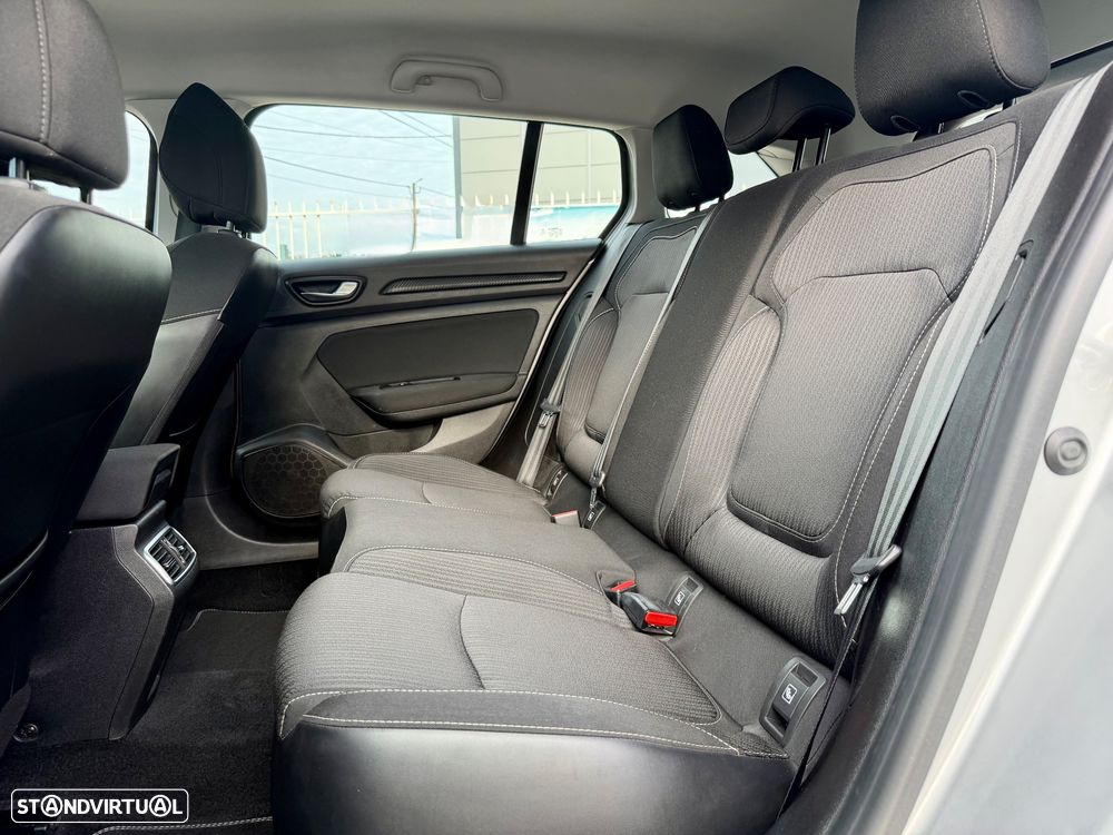 Renault Mégane Sport Tourer 1.5 dCi Zen - 23