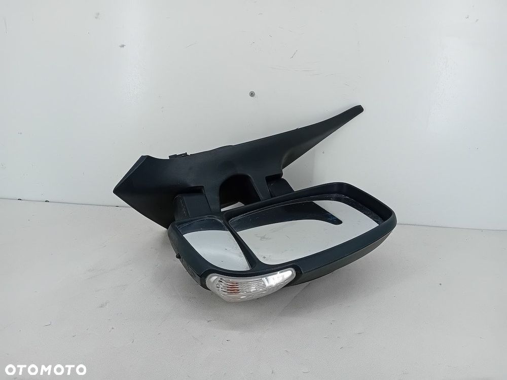 LUSTERKO PRAWE RENAULT MASTER III ( 10- ) E9024507 O719 - 4