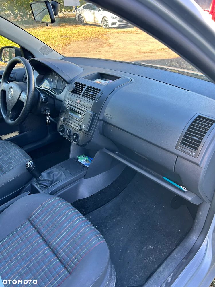 Volkswagen Polo 1.4 TDI Trendline - 12