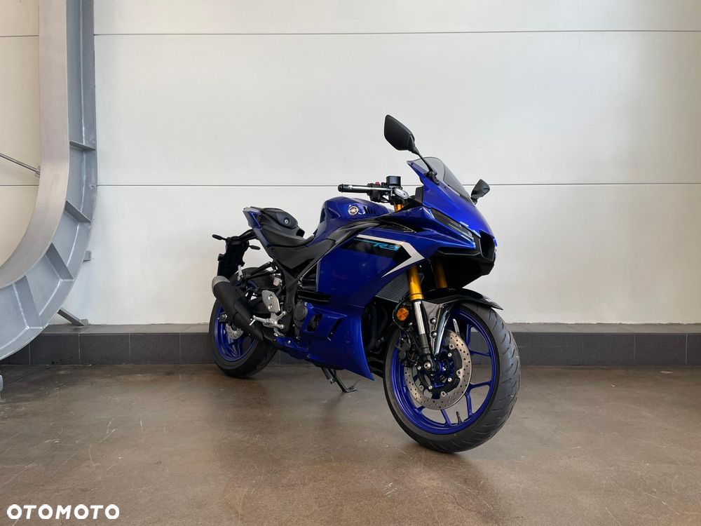 Yamaha R3 - 6