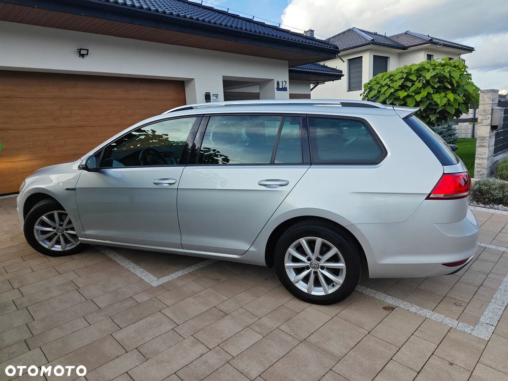 Volkswagen Golf 1.6 TDI BlueMotion Technology Lounge - 10