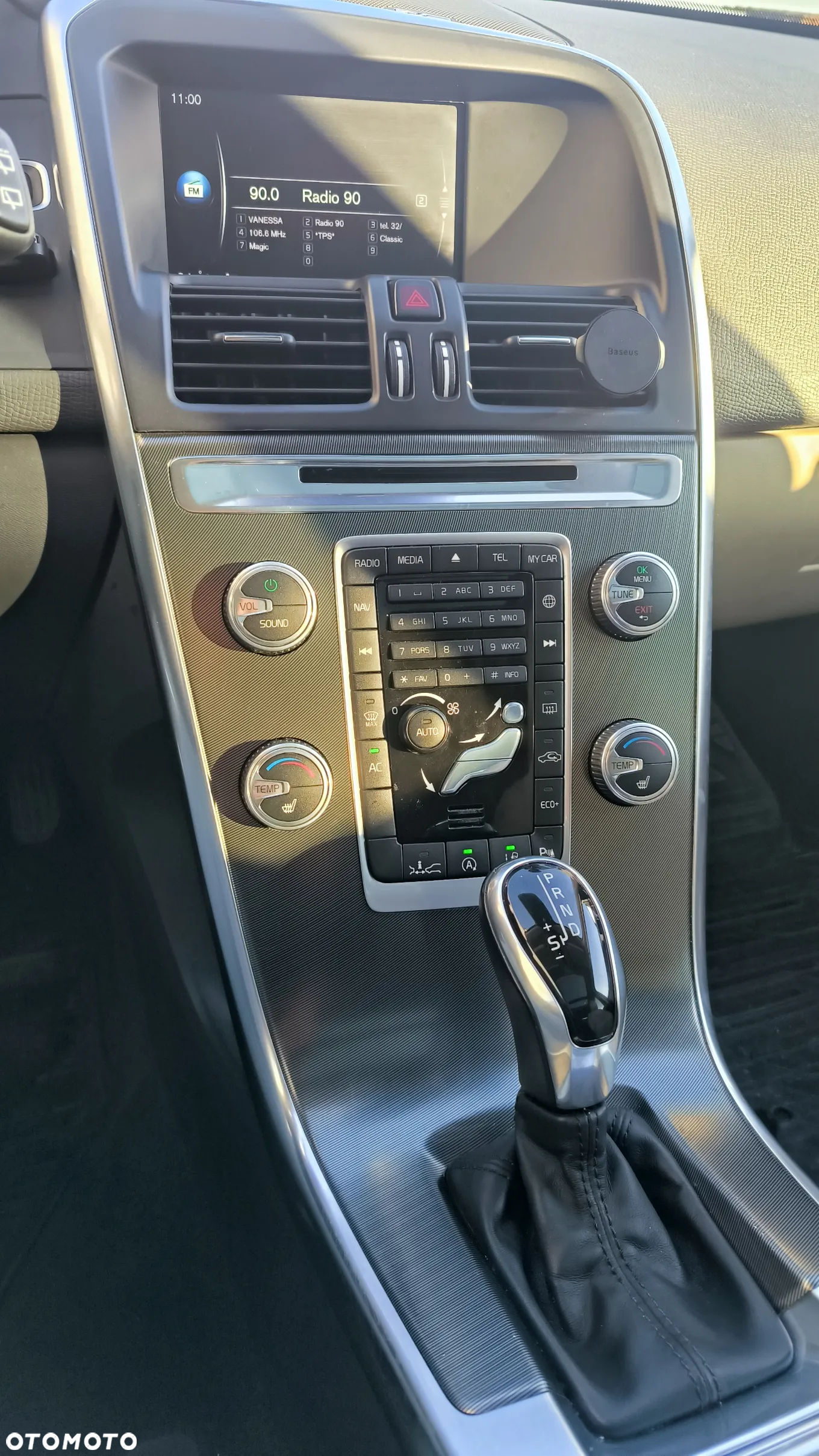 Volvo XC 60 D4 Geartronic Summum - 11