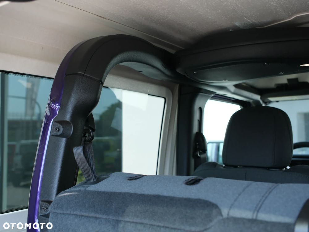 Jeep Wrangler - 27