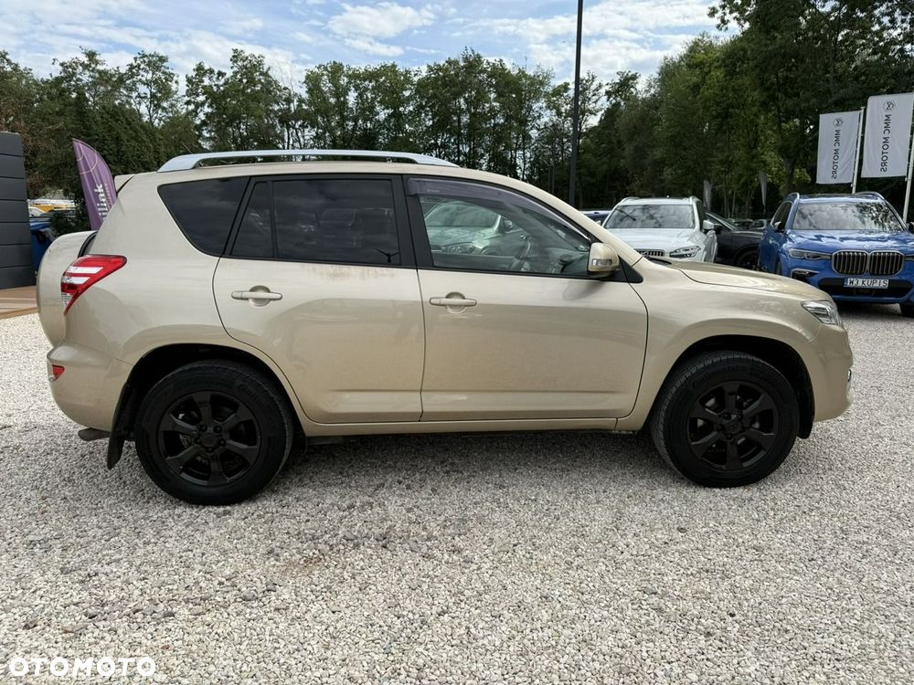 Toyota RAV4 - 20