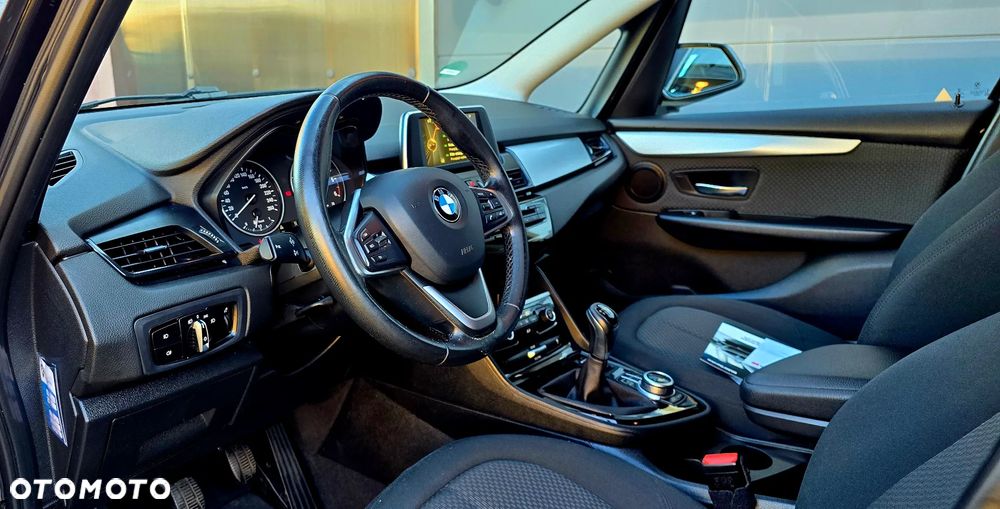BMW Seria 2 216d GT Luxury Line - 31