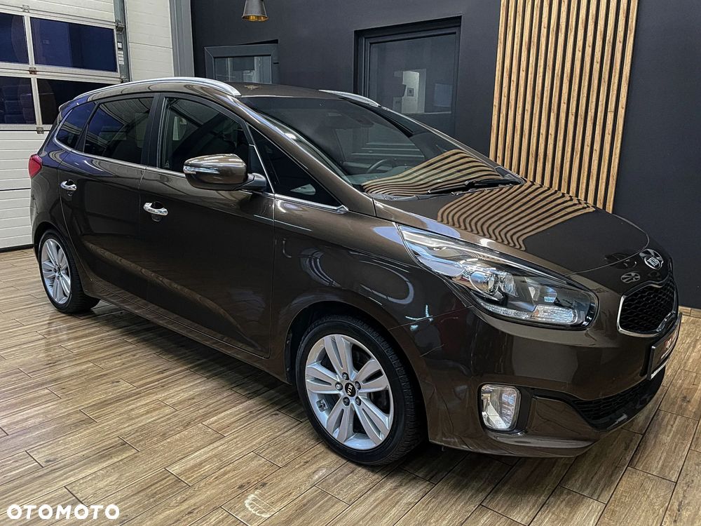 Kia Carens 1.6 GDI Attract - 6