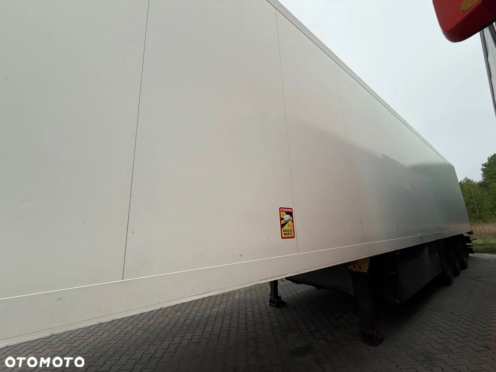 Schmitz Cargobull SKO 24 - 9