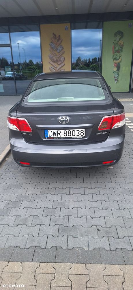 Toyota Avensis 2.2 D-4D 2010 - 2