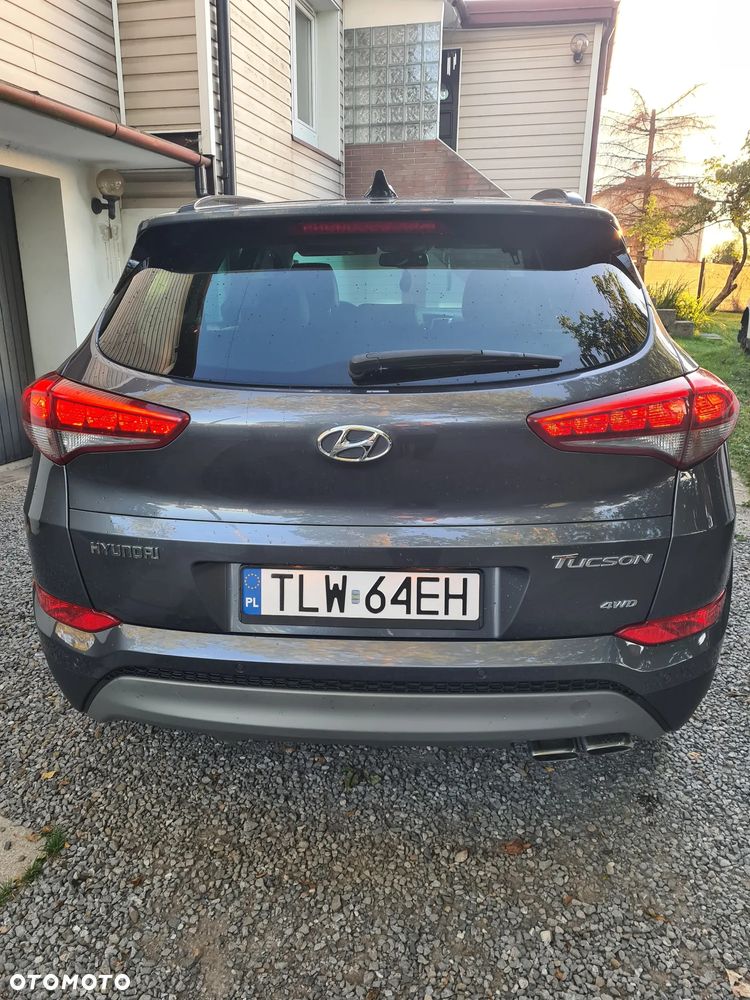 Hyundai Tucson 2.0 CRDI Premium 4WD - 6
