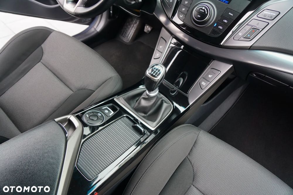 Hyundai i40 1.6 GDI Style - 37