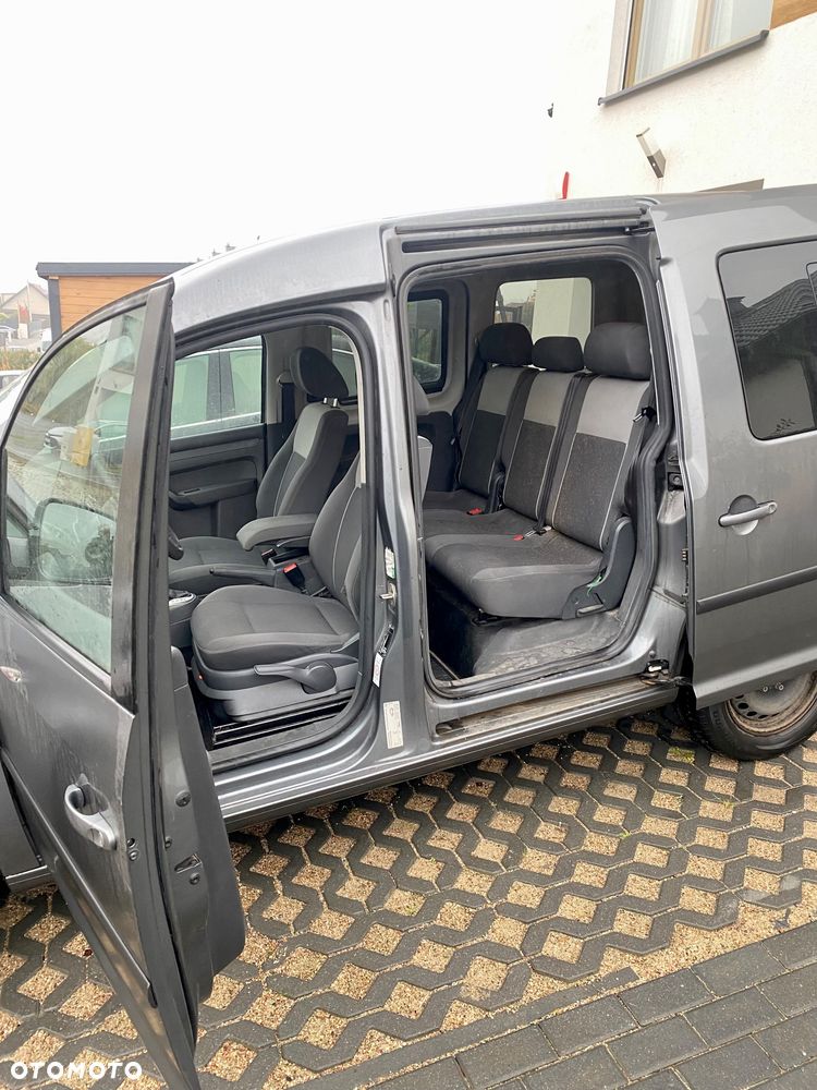 Volkswagen Caddy - 10