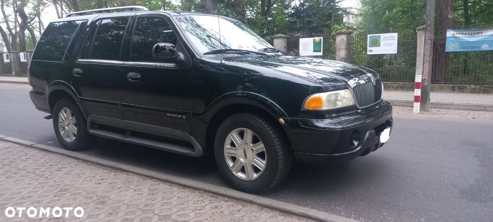 Lincoln Navigator - 29