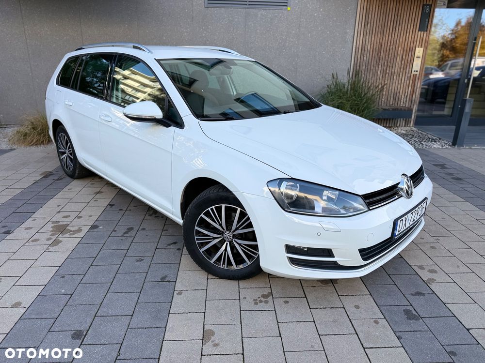 Volkswagen Golf - 29
