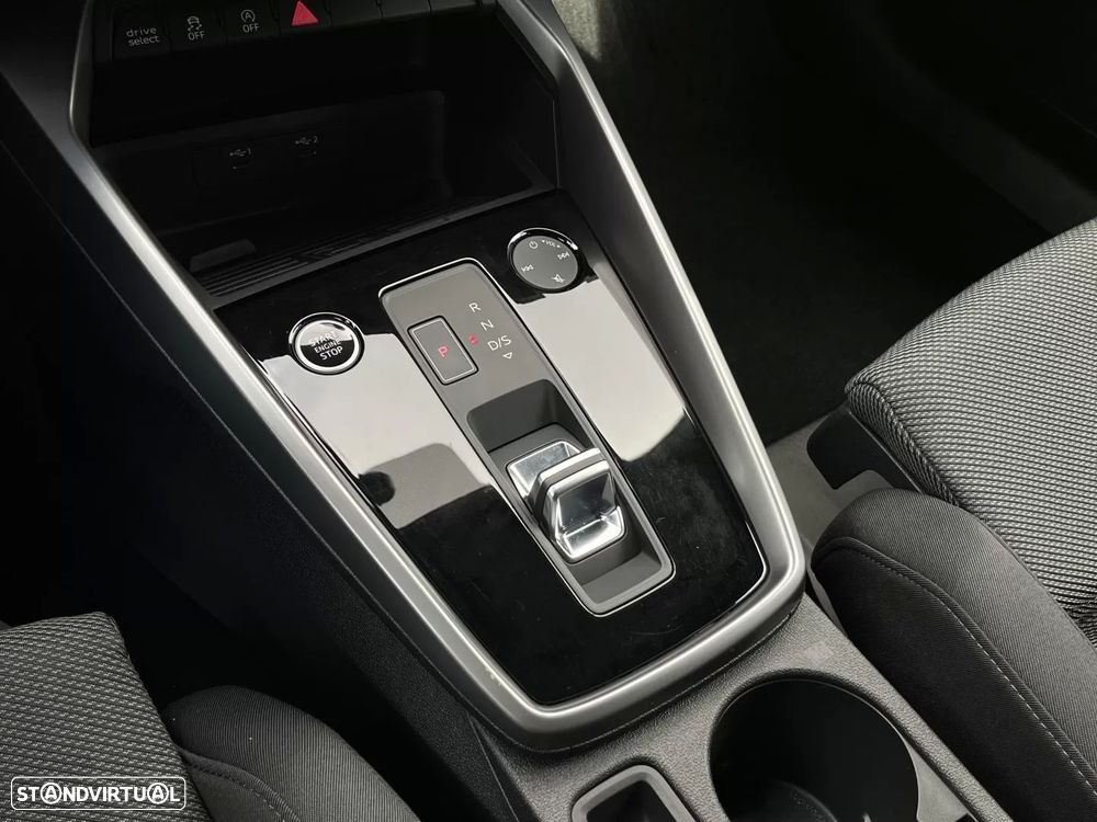 Audi A3 Sportback 30 TFSI Advanced S tronic - 20