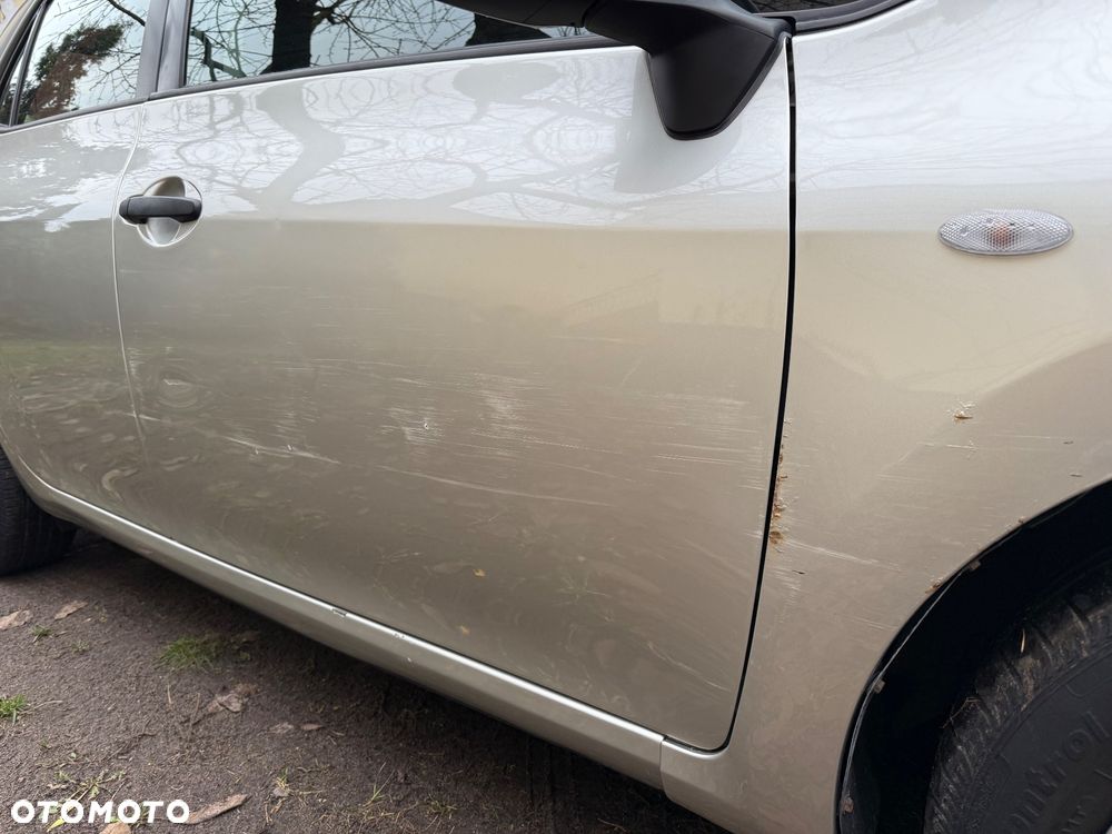 Toyota Auris 1.33 VVT-i Classic - 10