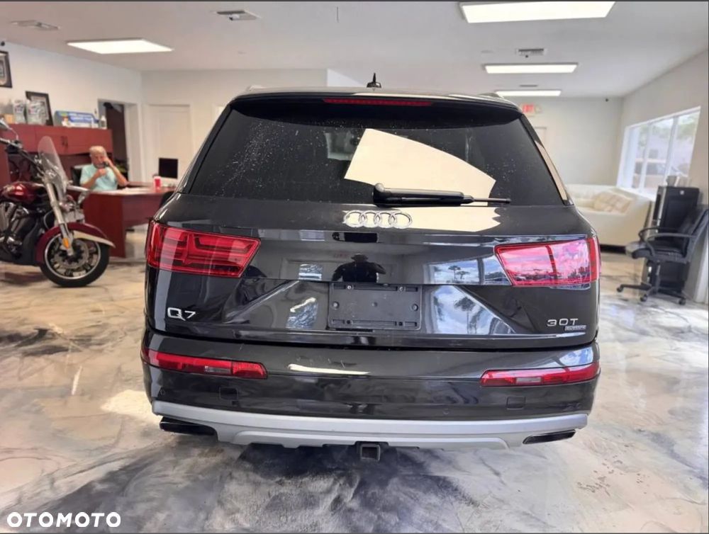 Audi Q7 3.0 TFSI Quattro Tiptronic - 8