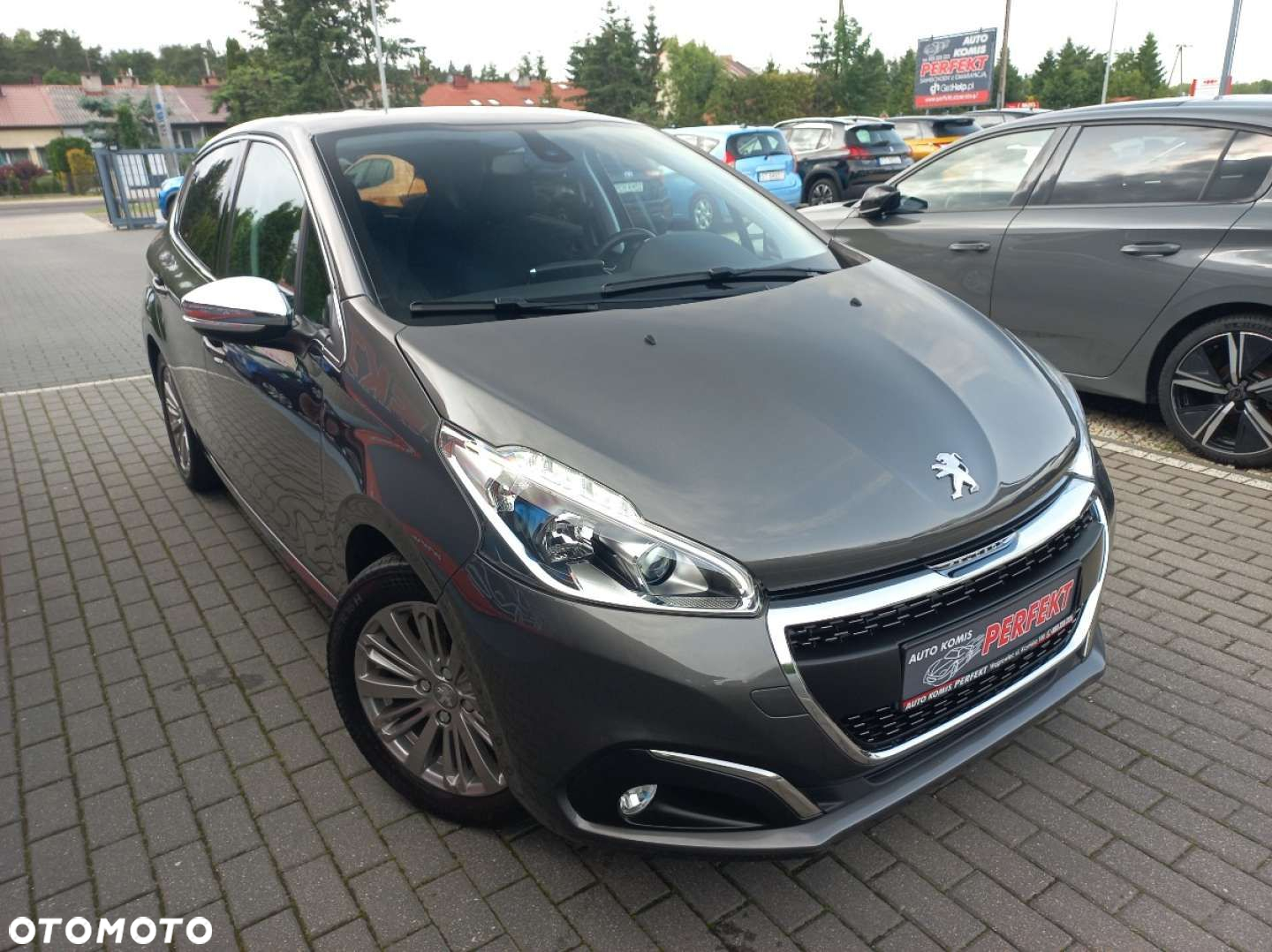 Peugeot 208 - 4