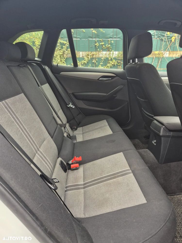 BMW X1 sDrive20i Aut. Sport Line - 5