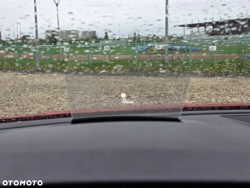 Volkswagen Passat 2.0 TDI SCR Business Plus DSG - 19