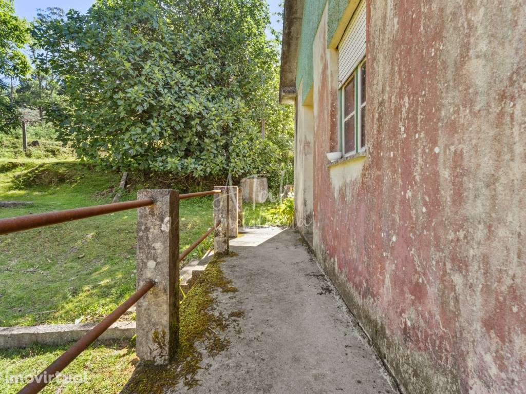 Moradia Geminada para Reconstrução em Fojo Lobal - Ponte de Lima - Grande imagem: 3/16