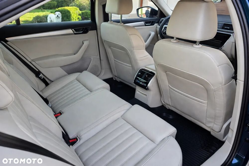 Skoda Superb 2.0 TDI SCR 4x4 L&K DSG - 5