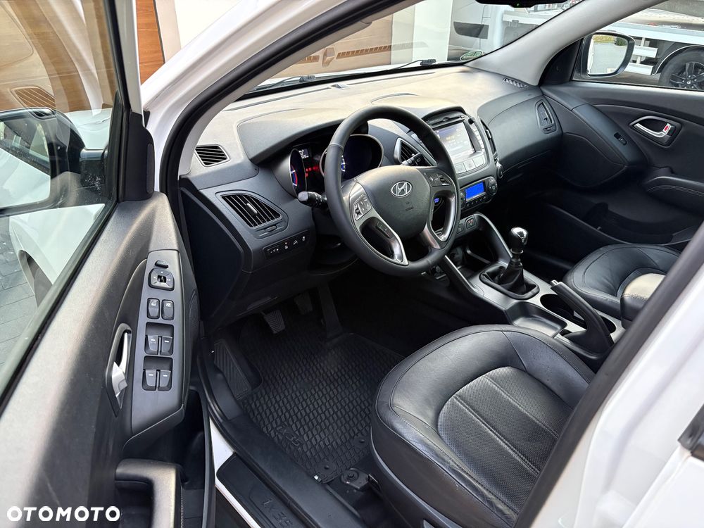 Hyundai ix35 2.0 CRDi 4WD Premium - 7