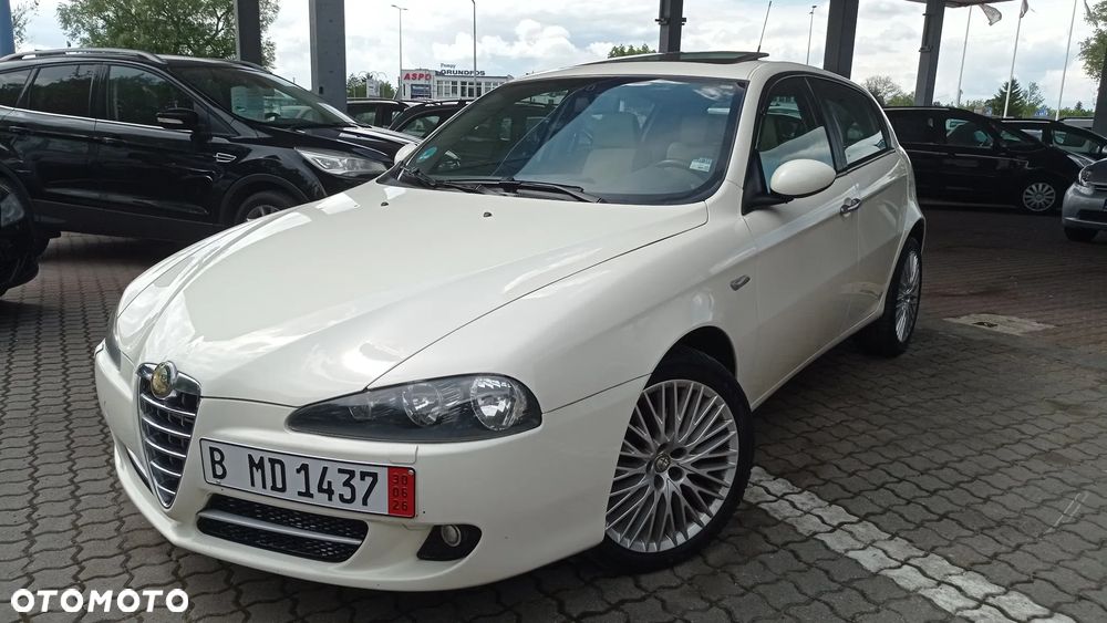 Alfa Romeo 147 1.6 Twin Spark AMICA - 2
