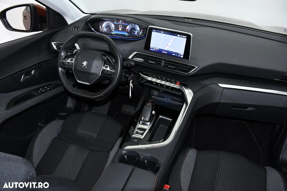 Peugeot 3008 1.2 PureTech 130 EAT8 Allure Pack - 5