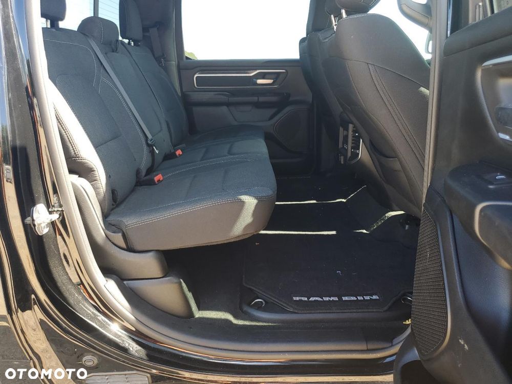 RAM 1500 5.7 Quad Cab Longbed Bighorn Black - 11