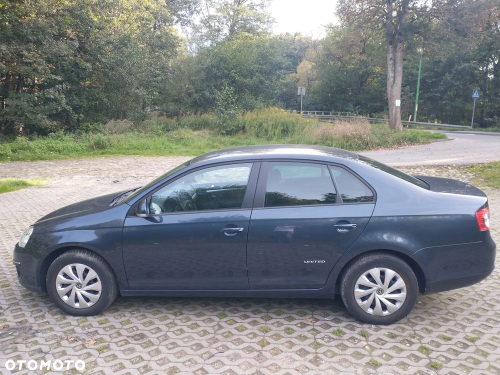 Volkswagen Jetta 1.9 TDI United - 4
