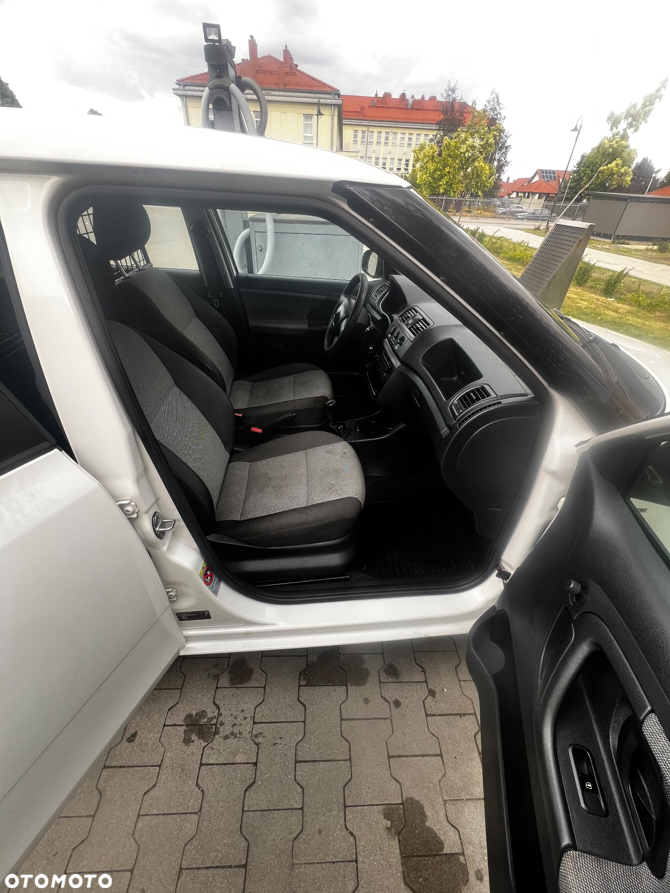 Skoda Fabia 1.4 16V Active - 16