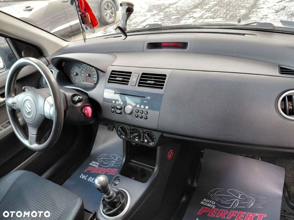 Suzuki Swift - 13