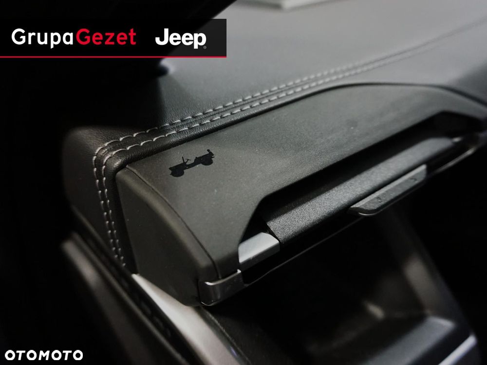 Jeep Compass - 8